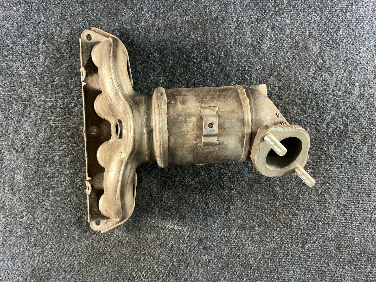 HYUNDAI/KIA Exhaust Manifold OEM PN 285102EJG0 EPA Code ACX