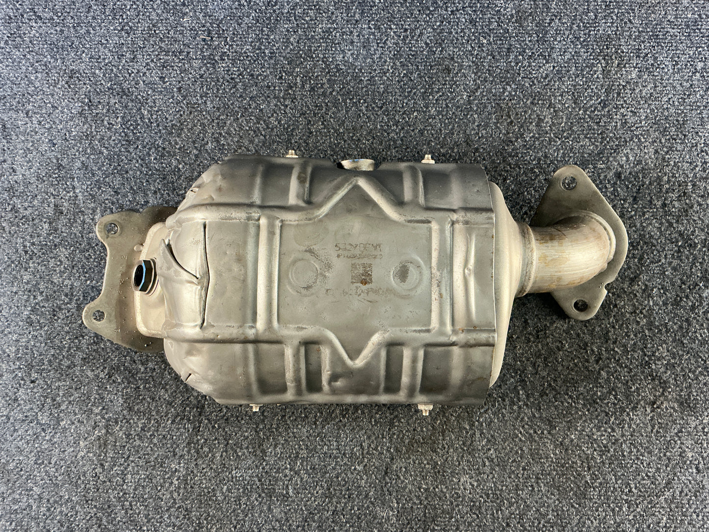 CHRYSLER Exhaust Manifold OEM PN 68235532AD EPA Code ACX