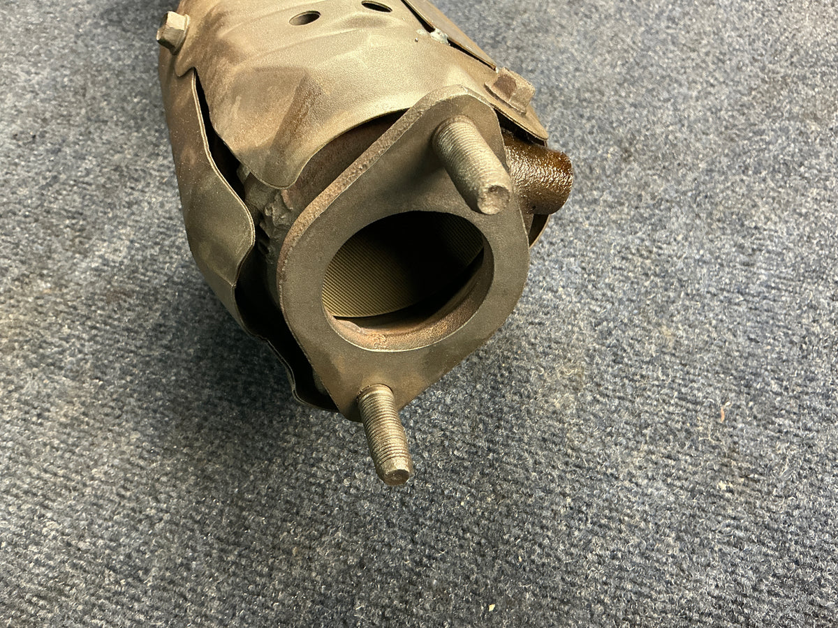 HYUNDAI/KIA Exhaust Manifold OEM PN 285103C810 EPA Code ACX
