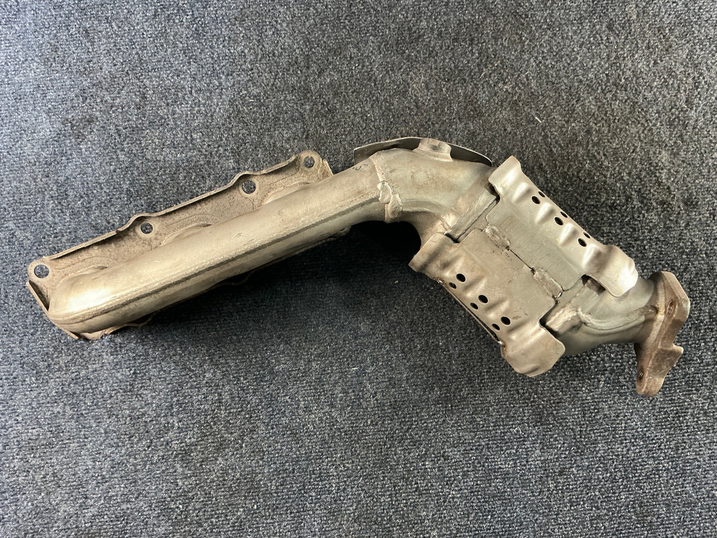 HYUNDAI/KIA Exhaust Manifold OEM PN 285103LAX0 EPA Code ACX