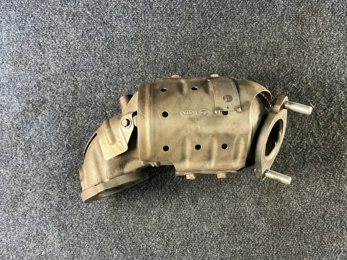 HYUNDAI/KIA Exhaust Manifold OEM PN 285302BAC0 EPA Code ACX