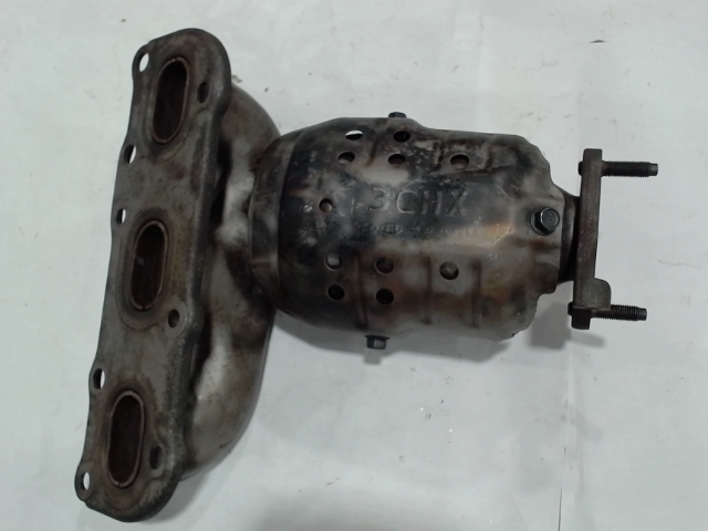 Right, Catalytic Converter with Integrated Exhaust Manifold
