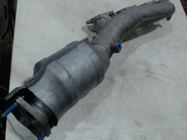 Left, Catalytic Converter with Integrated Exhaust Manifold