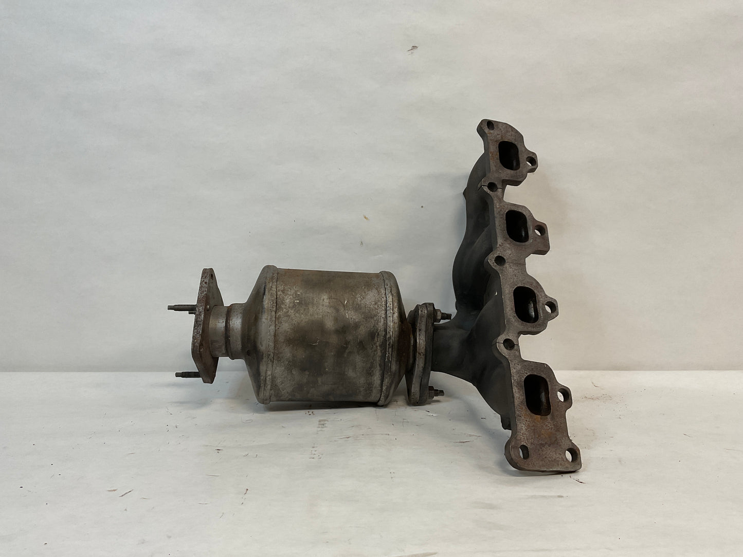 Three-Way Catalytic Converter with Exhaust Pipe