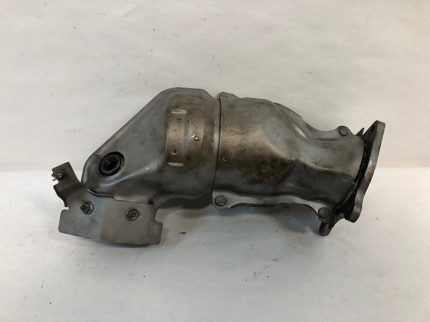Converter, Exhaust Manifold, Exhaust Pipe, Pipe Assembly Center Exhaust - PB002086
WRX. 2.0L. Forester. With turbo. Center.
Replaces: 44612aa770
MARK FCA74