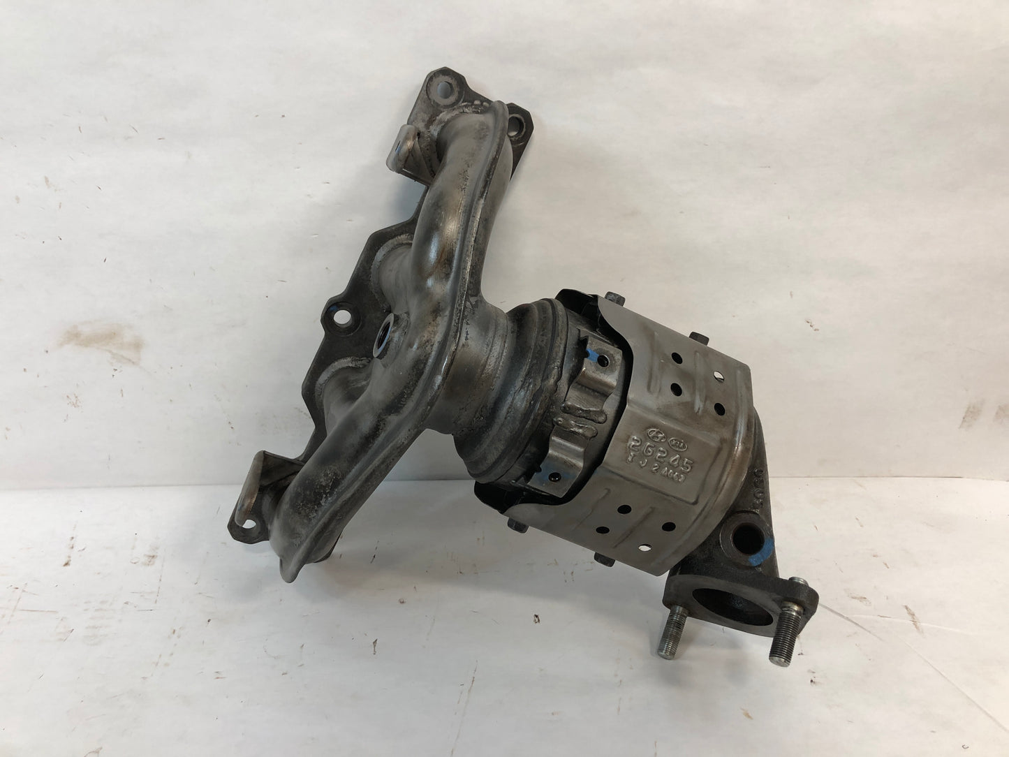 Manifold Catalytic
2.4L, us build, federal.