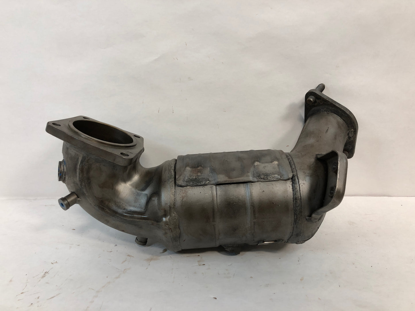 Case Assembly Catalyst
Description:
2.0L turbo. Kona N.