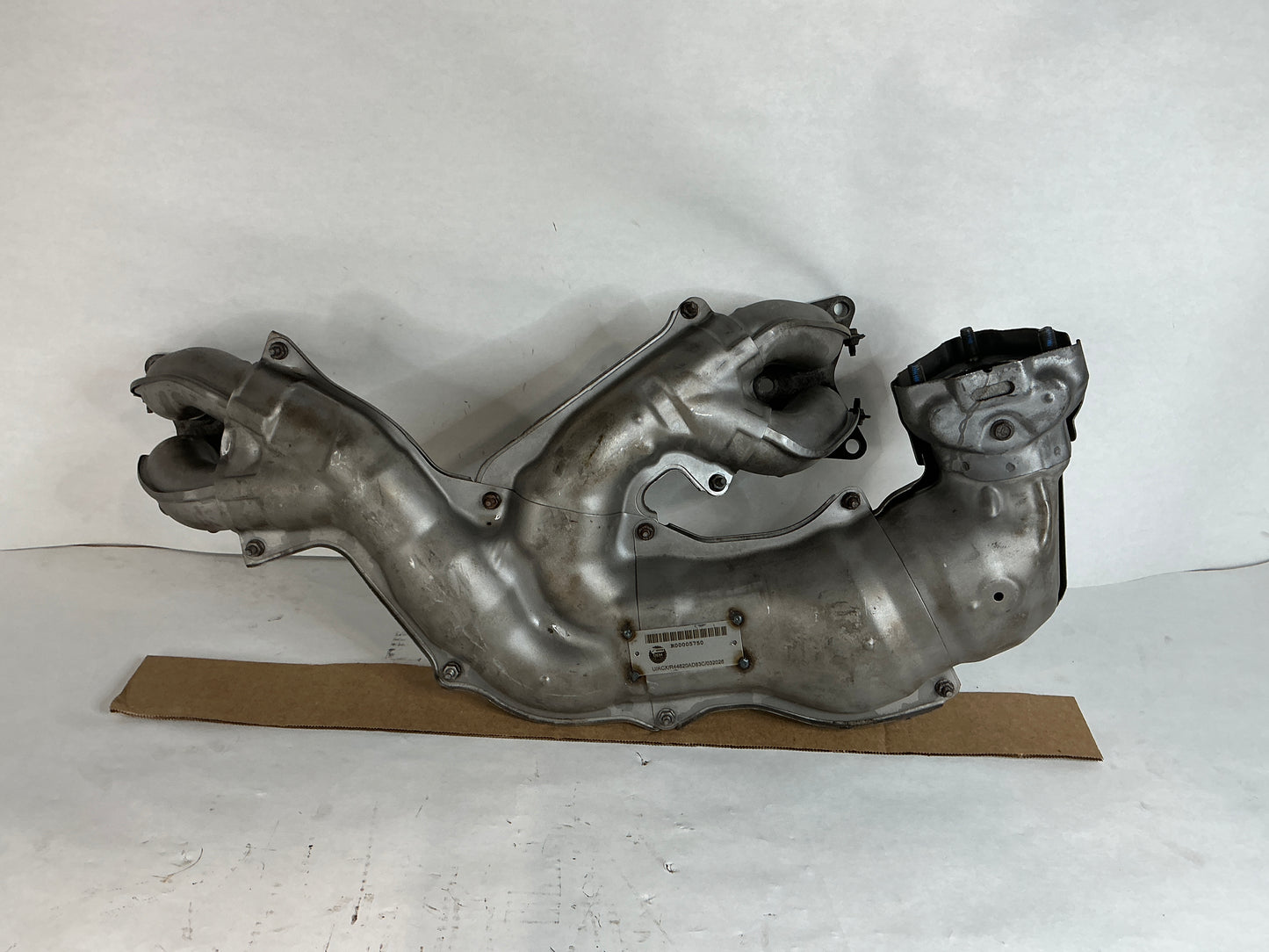 44620AD83C
Positions: Front
Other Names: Fed Spec_exhaust Pipe Ay Front
Replaces: 44620ad83a, 44620ad83b
MARK: FCA86