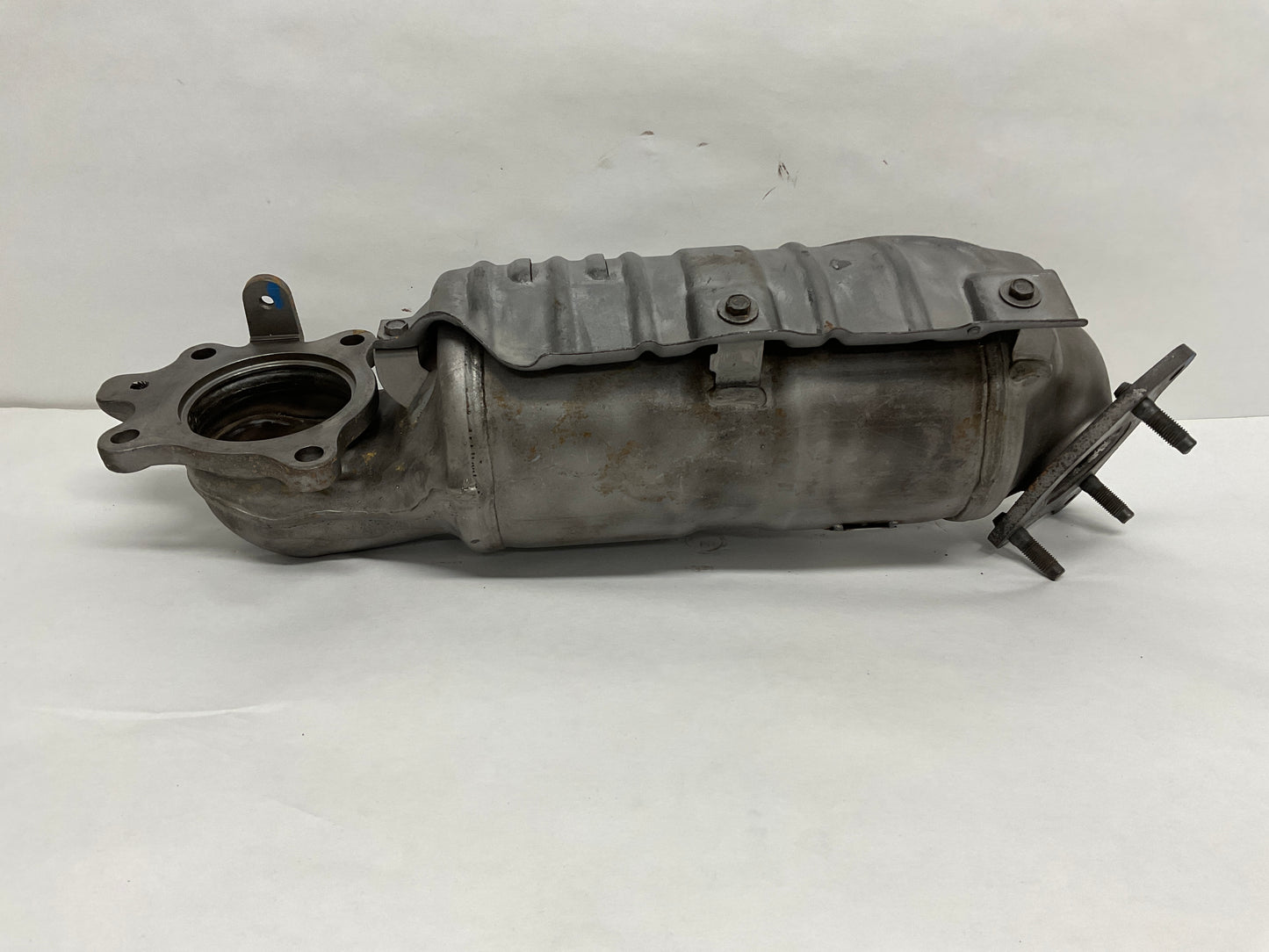 Manifold, Converter, Converter Assembly
Description:
Civic. 1.5l. Auto trans. Type 1. Civic. 2.0l. Manual trans. Hatchback, lx, ex, ex-l, federal. Hatchback, sport, sport touring, federal. 1.5L, with si.
Notes: Order By Country Of Origin.