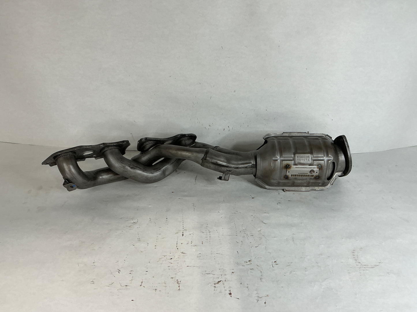 RIGHT
Other Names: Manifold Sub Assembly E
Description:
Rwd. 2wd. LS460, ls460l. Without awd. Right.
Notes: Includes Front Catalytic Converter.
