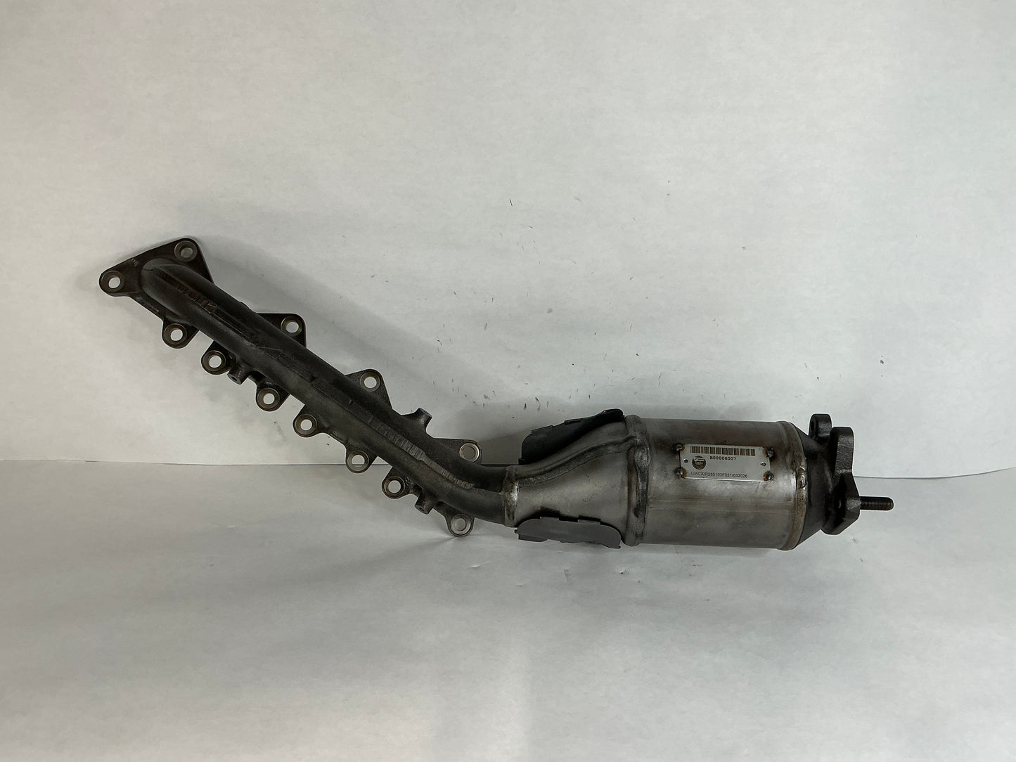 28510-3F021
Positions: Right
Other Names: Manifold Catalytic Assembly Exhaust Right-hand
Description:
Genesis. 4.6l. Right. Equus.
