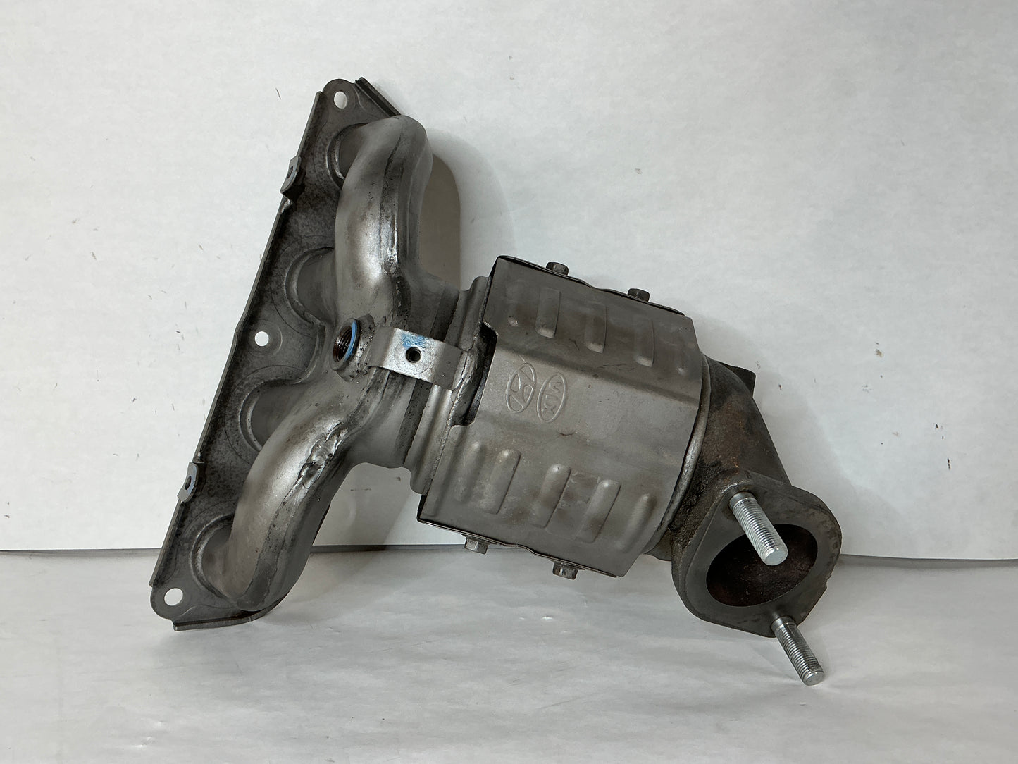 Manifold Catalytic Assembly Exhaust
Description:
Elantra. 1.8l. Sedan. Usa built. Federal. From 1/1/12.