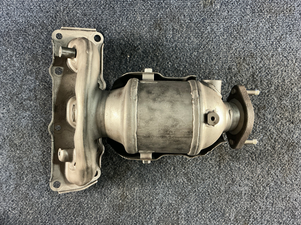 HYUNDAI/KIA Exhaust Manifold OEM PN 285103CLA0 EPA Code ACX