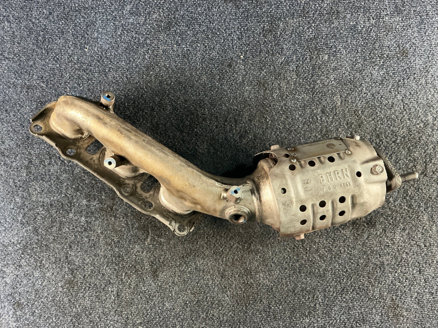 HYUNDAI/KIA Exhaust Manifold OEM PN 285103C760 EPA Code ACX