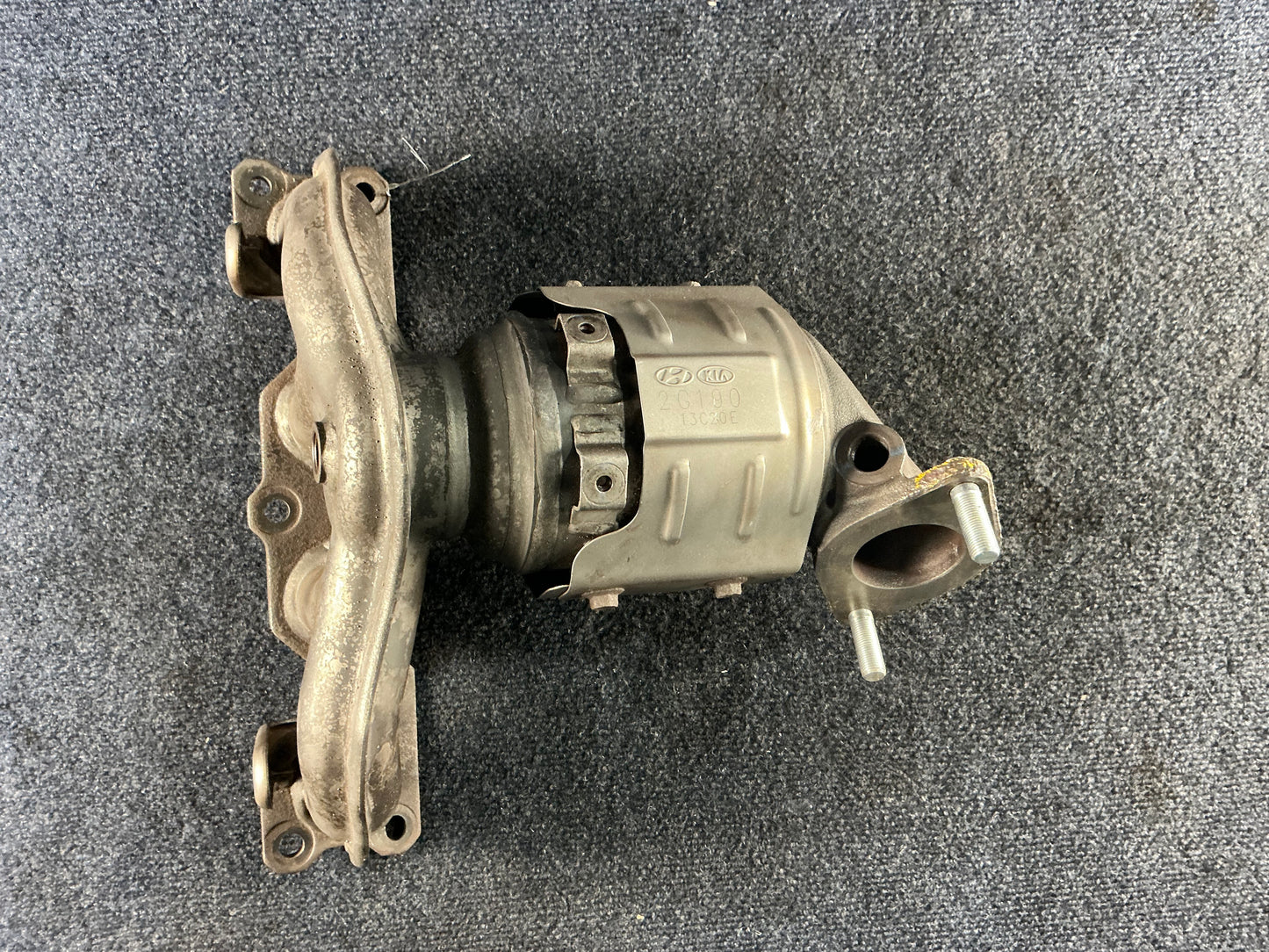 HYUNDAI/KIA Exhaust Manifold OEM PN 285102G190 EPA Code ACX
