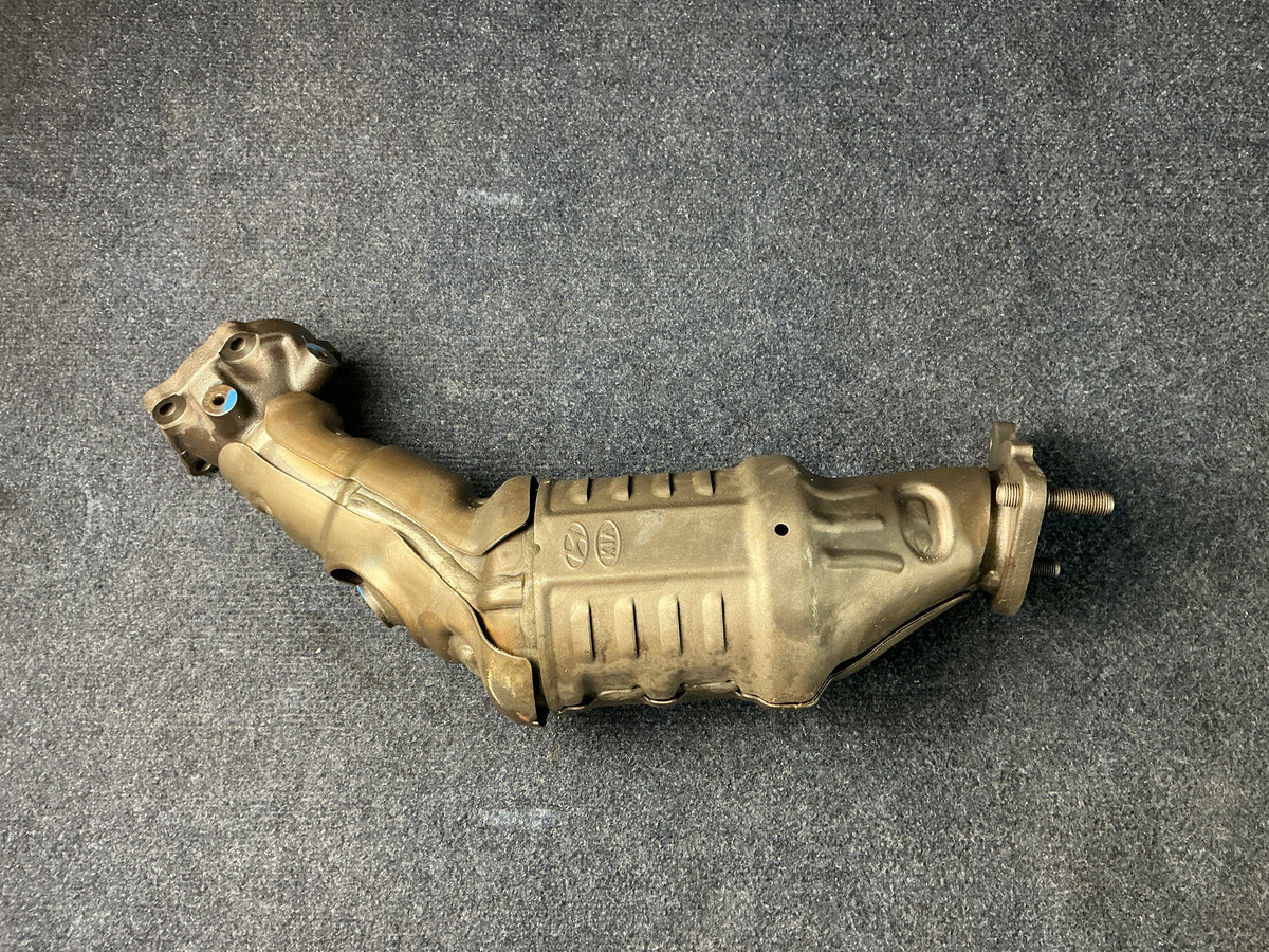 HYUNDAI/KIA Exhaust Manifold OEM PN 285303LTS1 EPA Code ACX