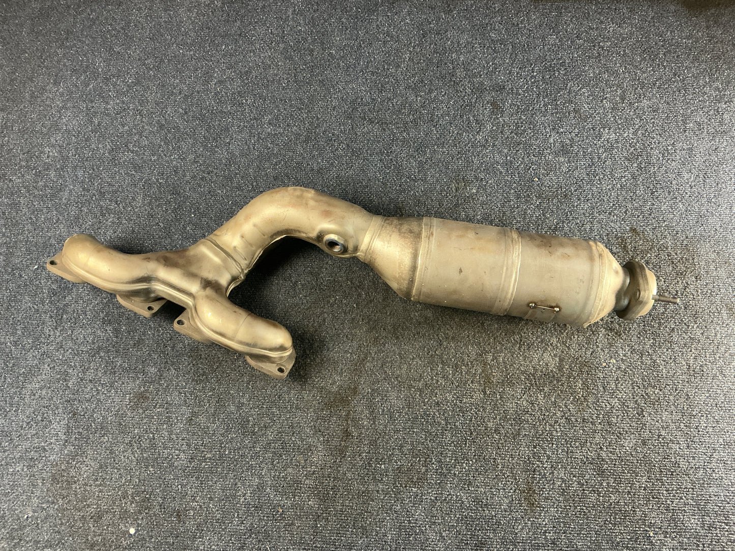 BMW Exhaust Manifold OEM PN 18407522554 EPA Code ACX