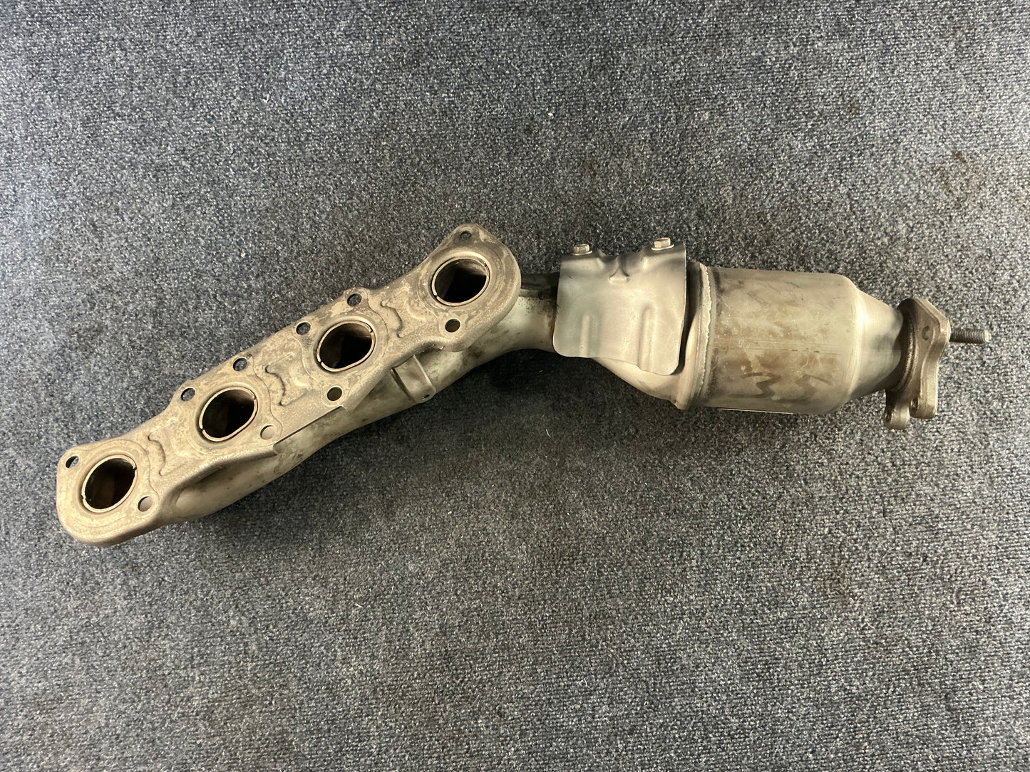 HYUNDAI/KIA Exhaust Manifold OEM PN 285103F460 EPA Code ACX