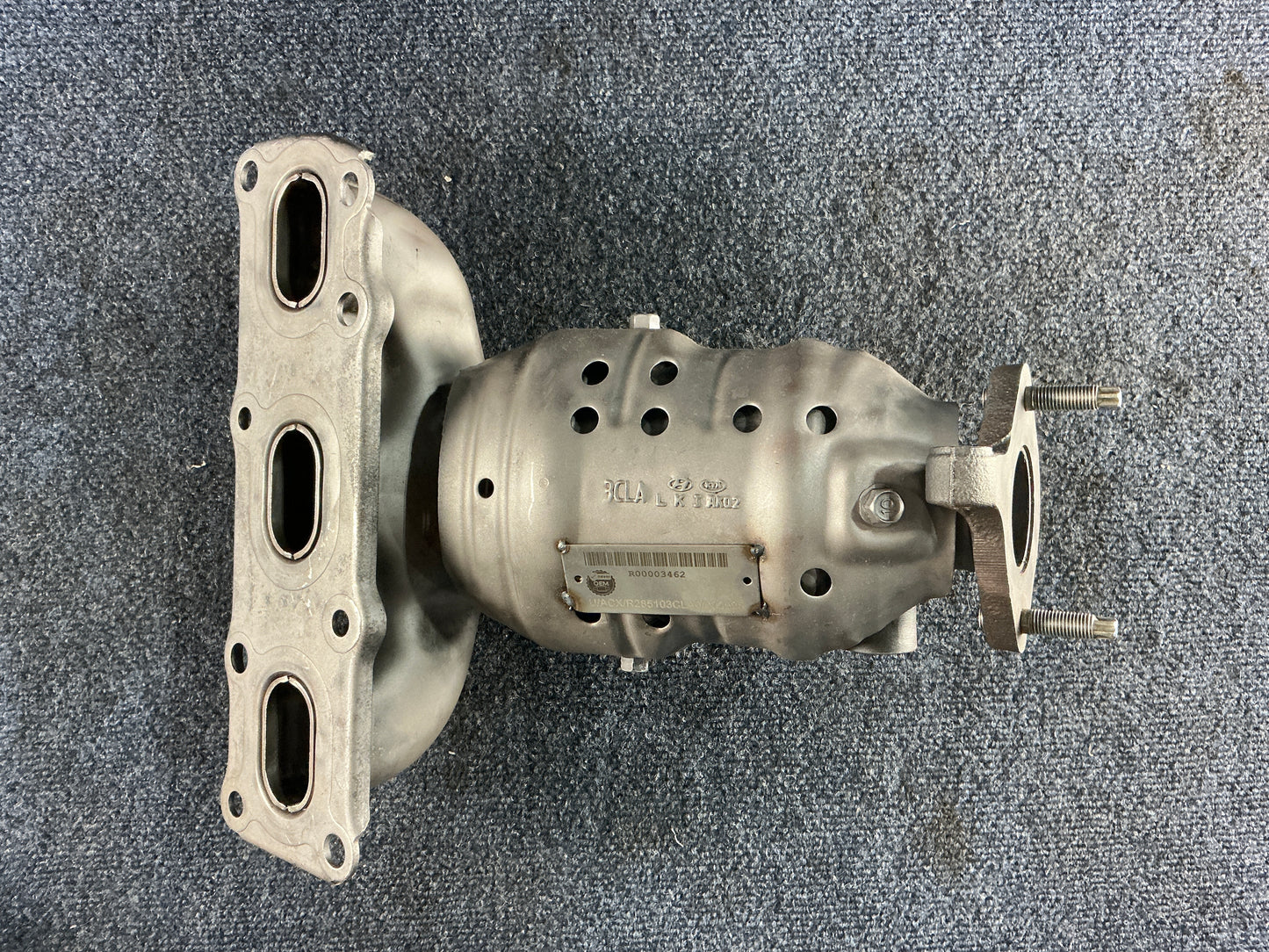 HYUNDAI/KIA Exhaust Manifold OEM PN 285103CLA0 EPA Code ACX