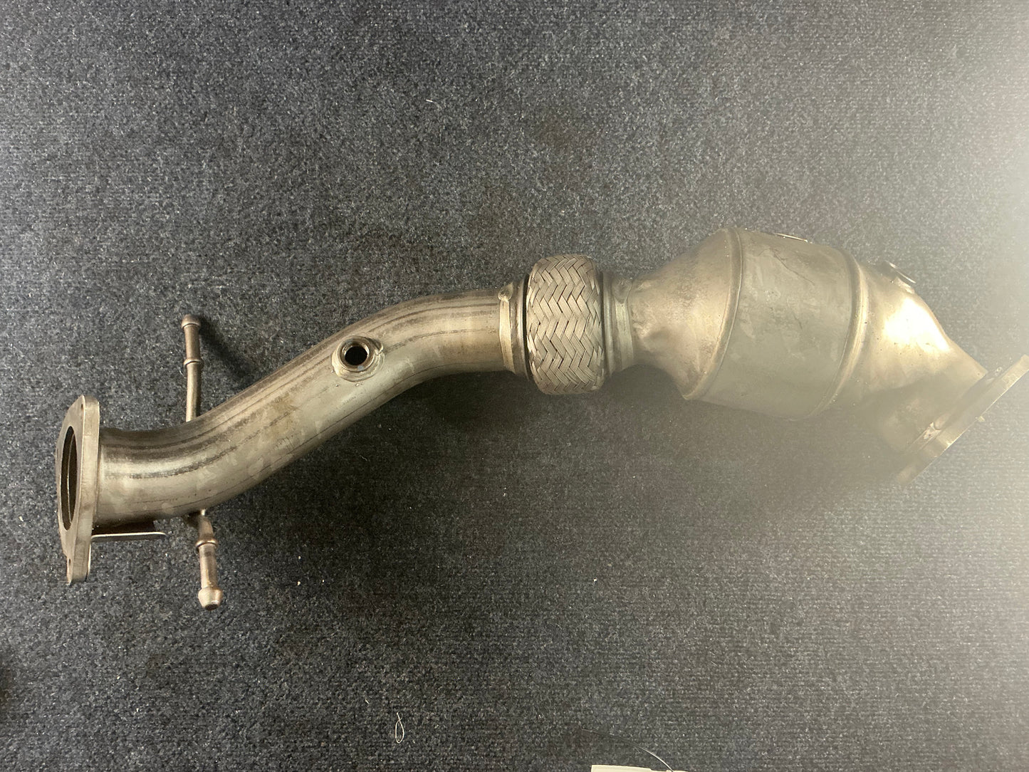 LAND ROVER Exhaust Manifold LR067413 EPA Code ACX