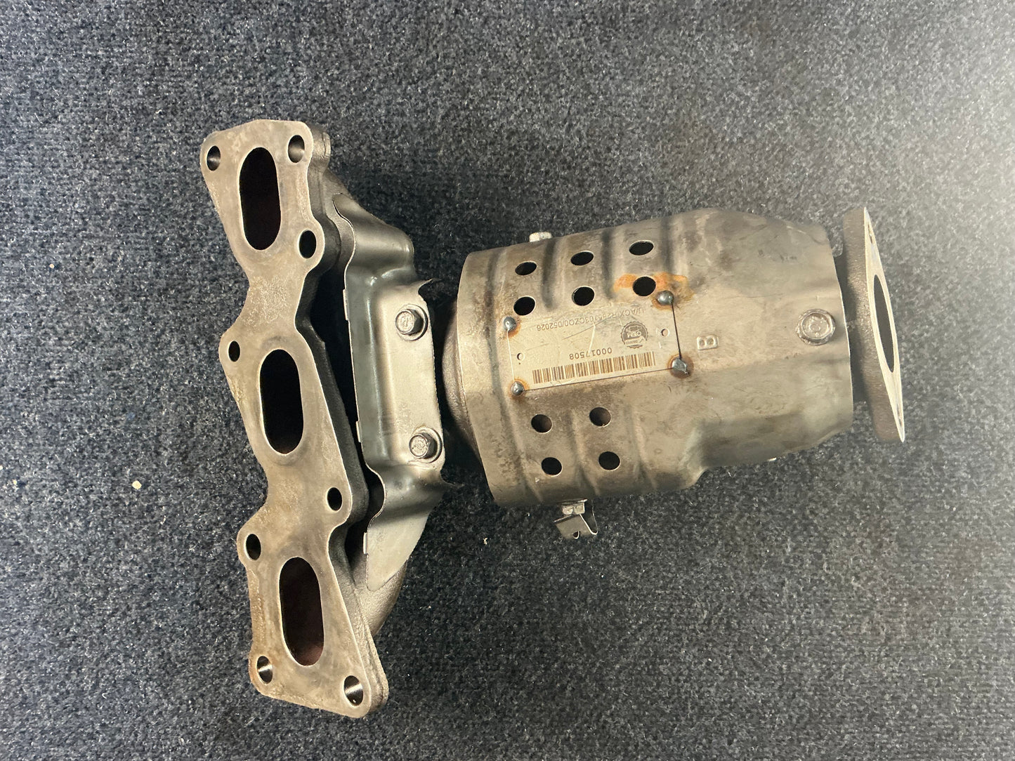 HYUNDAI/KIA Exhaust Manifold OEM PN 285103CZQ0 EPA Code ACX
