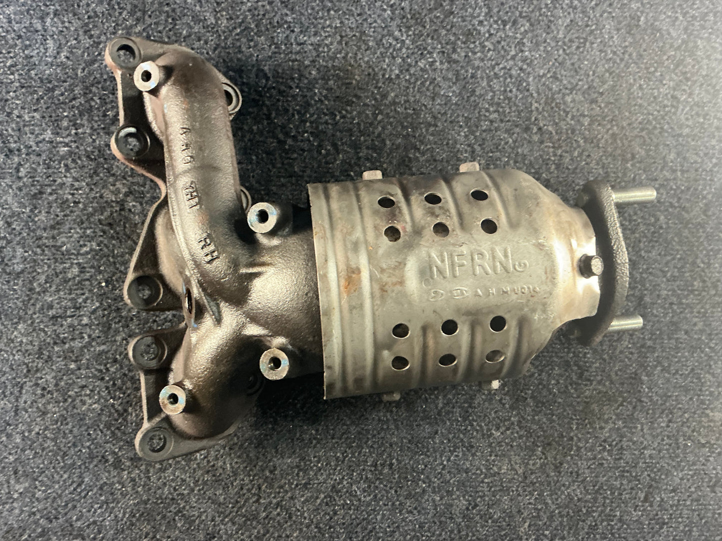 HYUNDAI/KIA Exhaust Manifold OEM PN 285103C580 EPA Code ACX