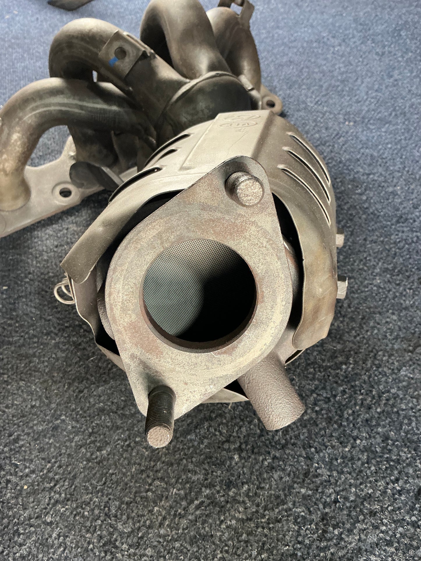HYUNDAI/KIA Exhaust Manifold OEM PN 2851025250 EPA Code ACX