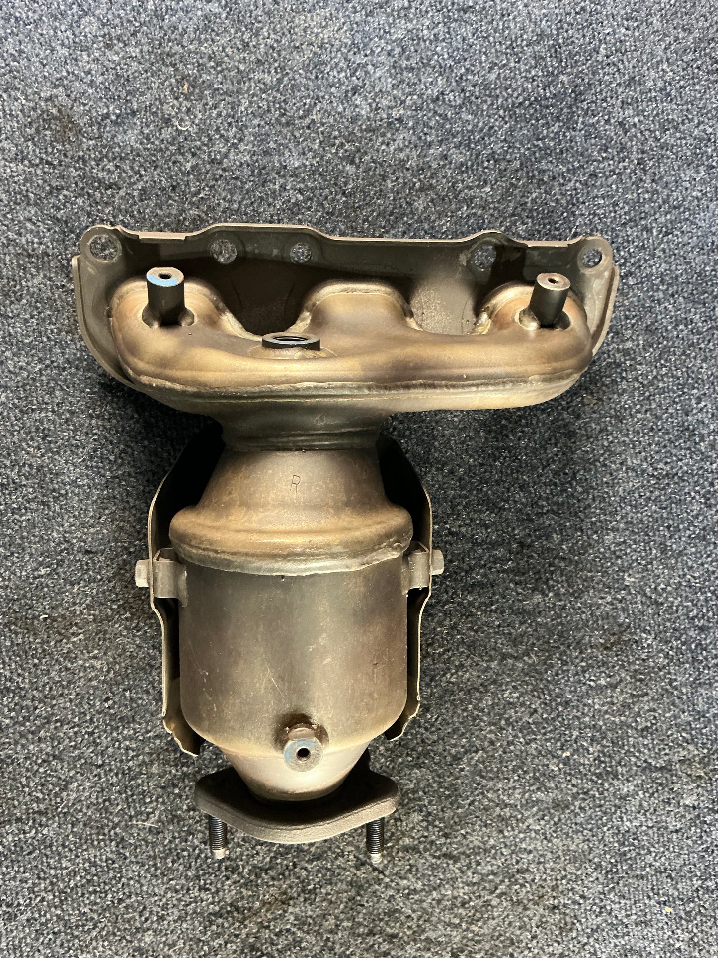HYUNDAI/KIA Exhaust Manifold OEM PN 285103L320 EPA Code ACX