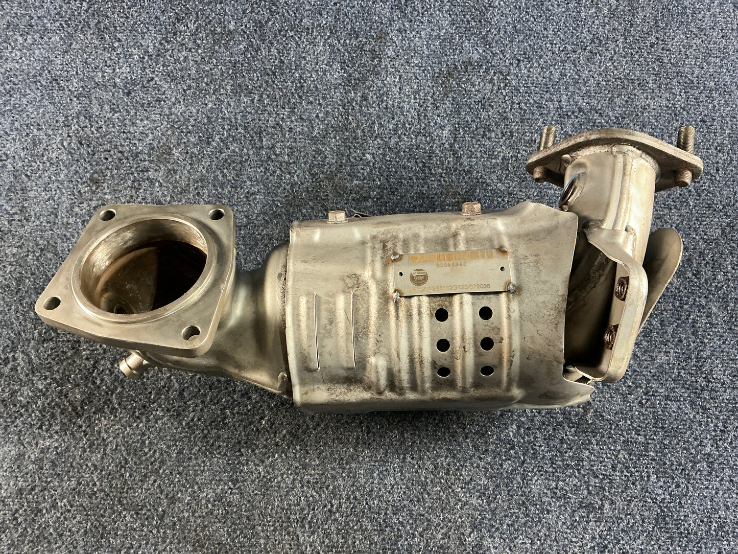HYUNDAI/KIA Exhaust Manifold OEM PN 285102G520 EPA Code ACX