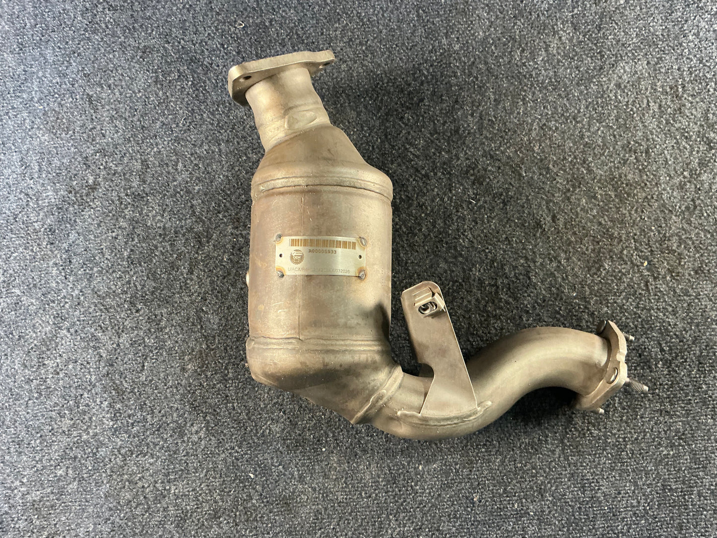 VW/AUDI Exhaust Manifold OEM PN 4H0254202AX EPA Code ACX