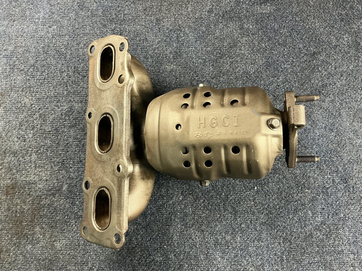 HYUNDAI/KIA Exhaust Manifold OEM PN 285103CCI0 EPA Code ACX