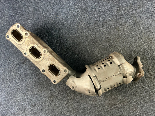 HYUNDAI/KIA Exhaust Manifold OEM PN 285103LAX0 EPA Code ACX