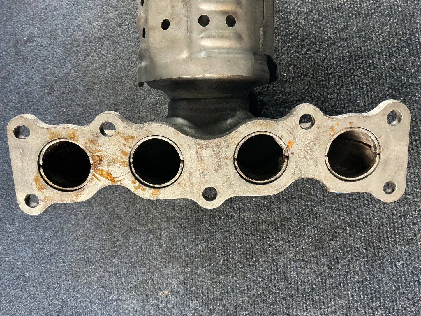 HYUNDAI/KIA Exhaust Manifold OEM PN 285102GCG0 EPA Code ACX