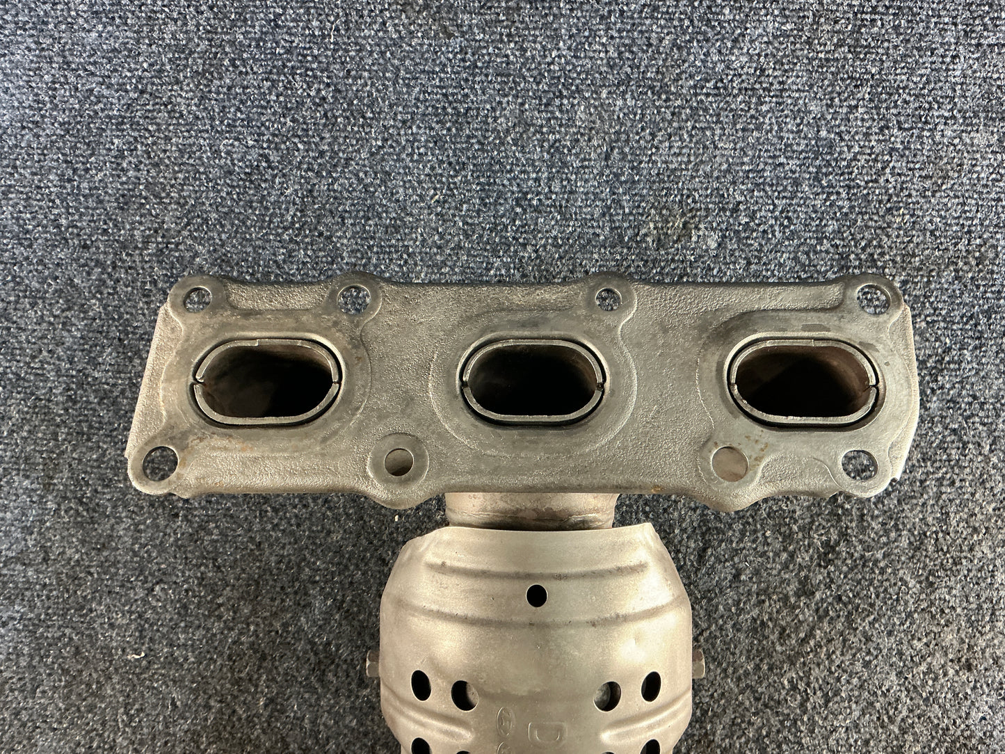 HYUNDAI/KIA Exhaust Manifold OEM PN 285103CFS0 EPA Code ACX