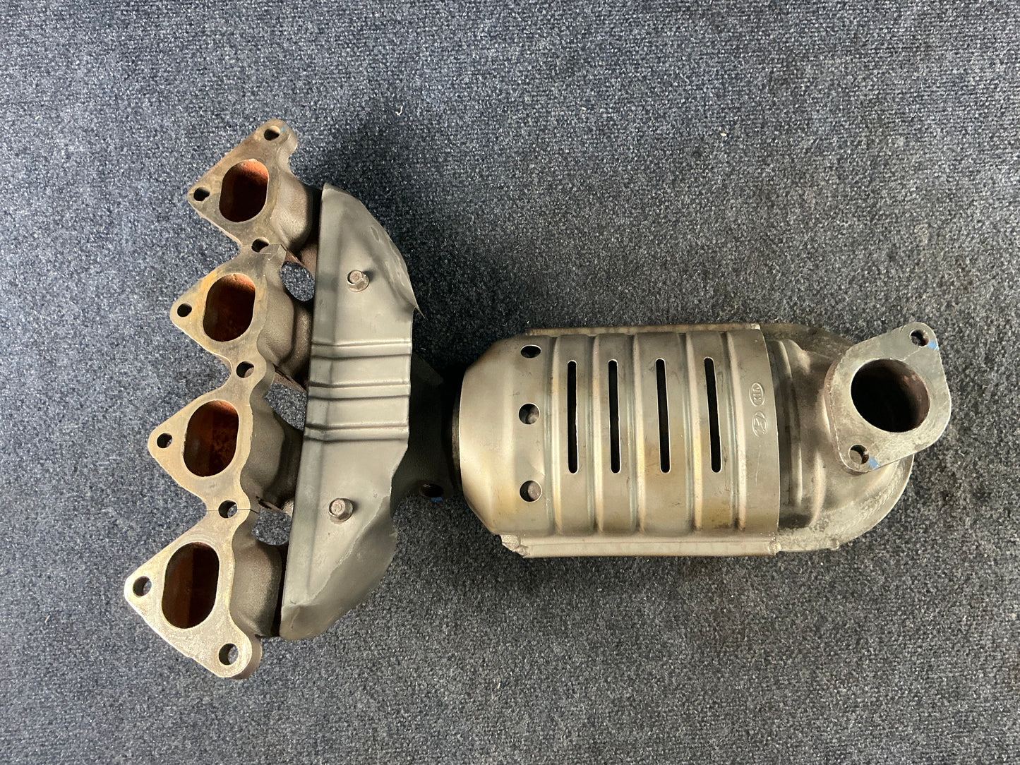 HYUNDAI/KIA Exhaust Manifold OEM PN 2851023711 EPA Code ACX