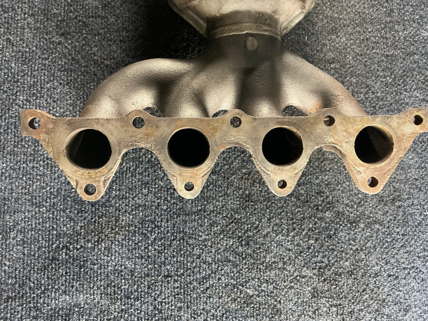 HYUNDAI/KIA Exhaust Manifold OEM PN 2851026AE0 EPA Code ACX