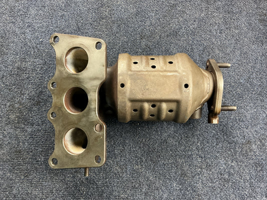 HYUNDAI/KIA Exhaust Manifold OEM PN 285103N020 EPA Code ACX
