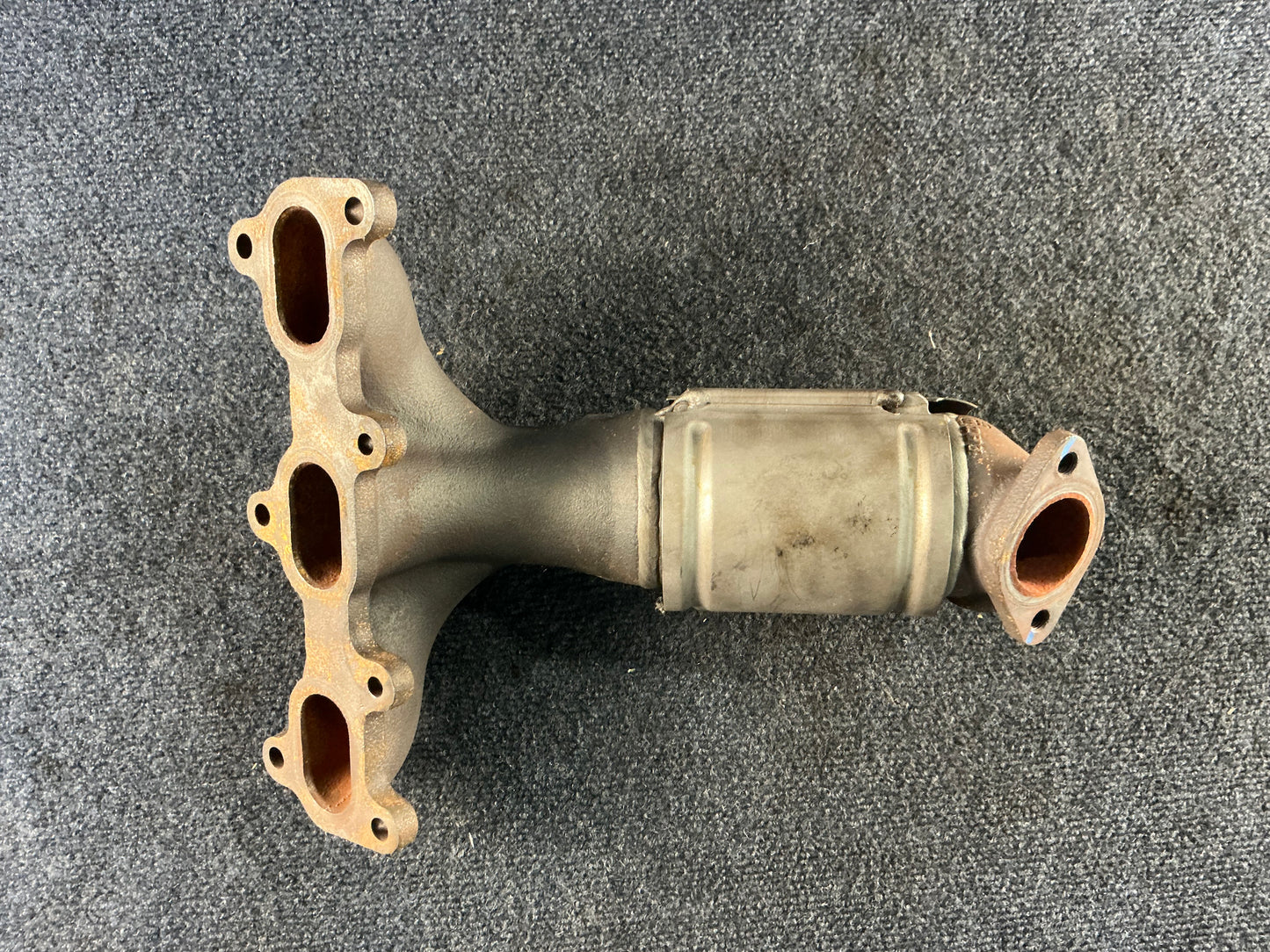 HYUNDAI/KIA Exhaust Manifold OEM PN 2851037371 EPA Code ACX