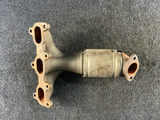 HYUNDAI/KIA Exhaust Manifold OEM PN 2851037371 EPA Code ACX