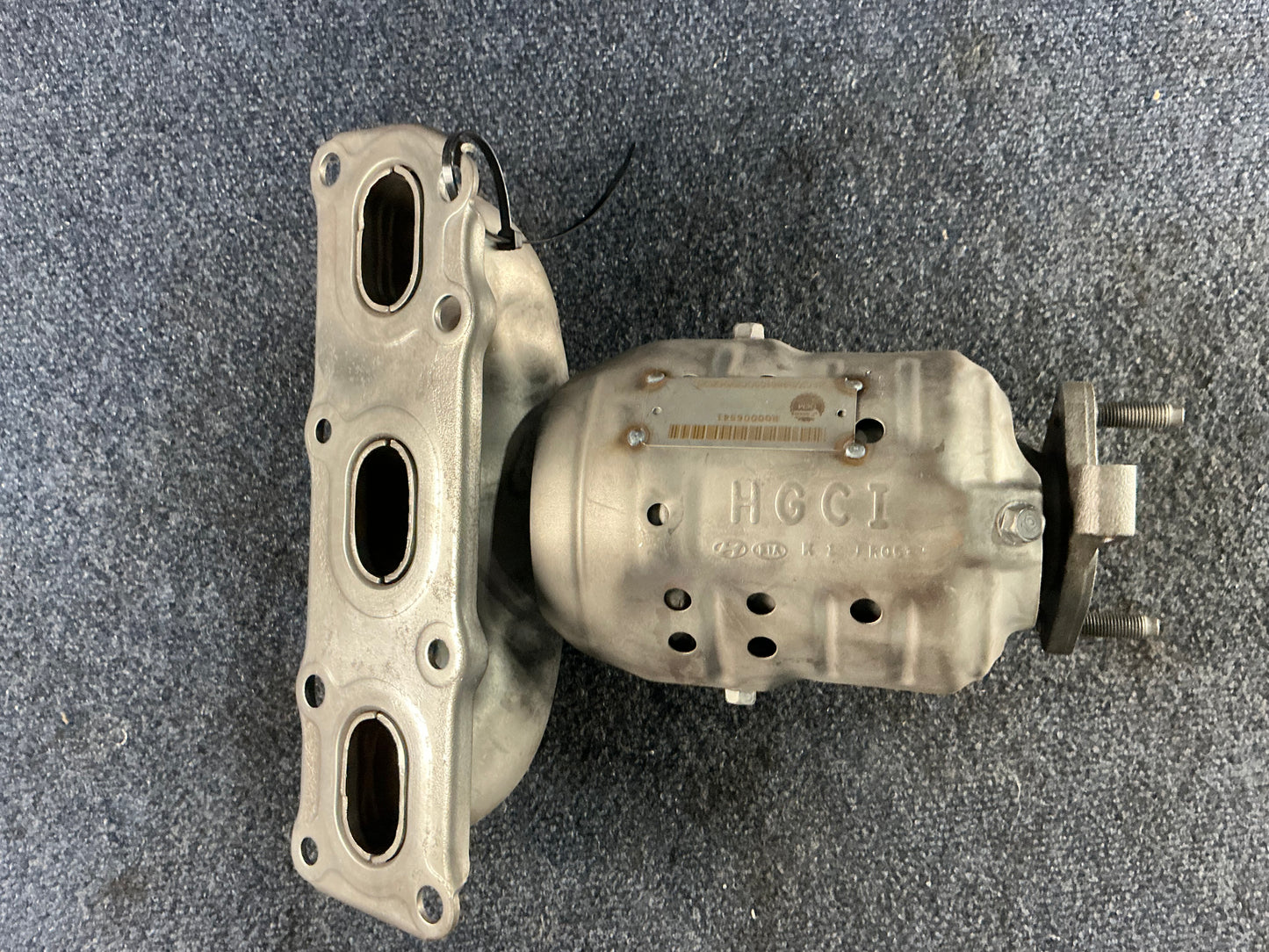 HYUNDAI/KIA Exhaust Manifold OEM PN 285103CCI0 EPA Code ACX