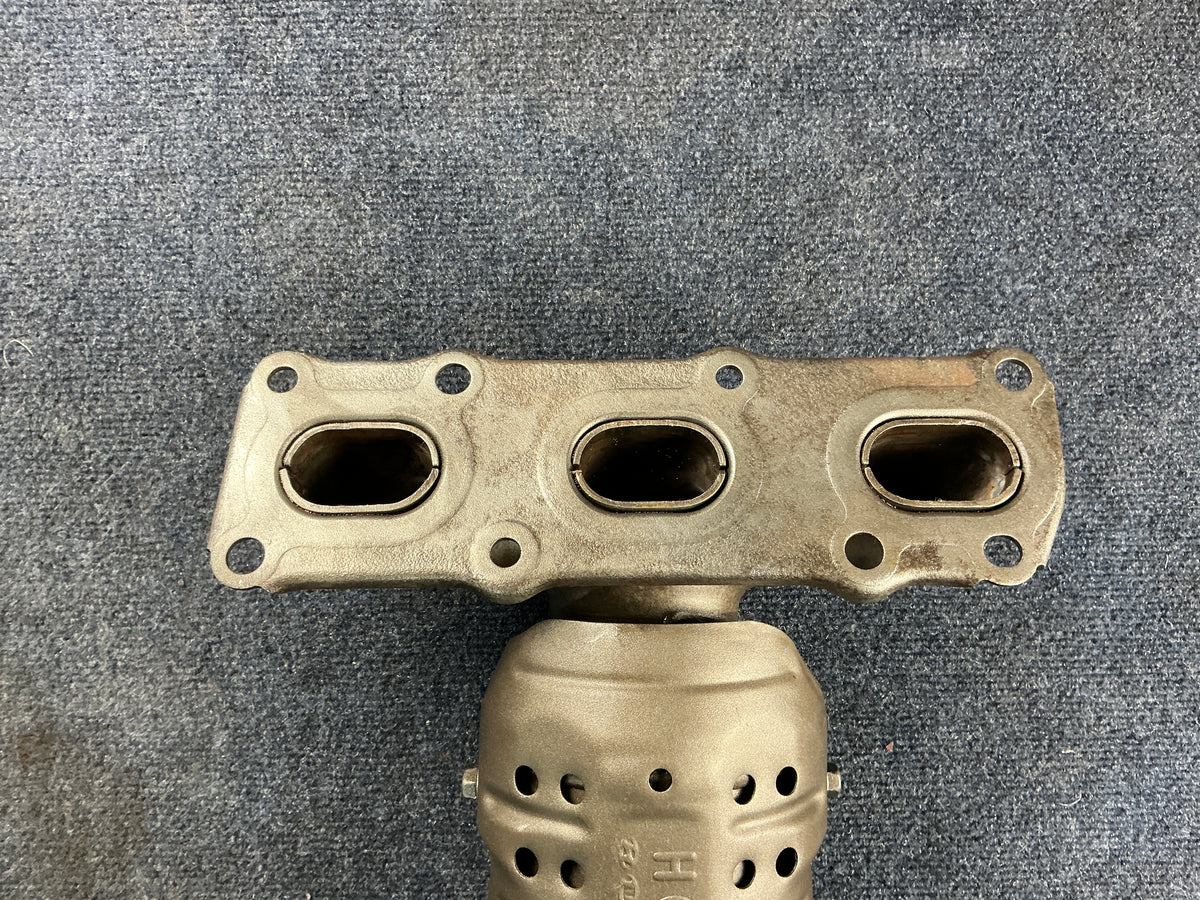 HYUNDAI/KIA Exhaust Manifold OEM PN 285103CCI0 EPA Code ACX