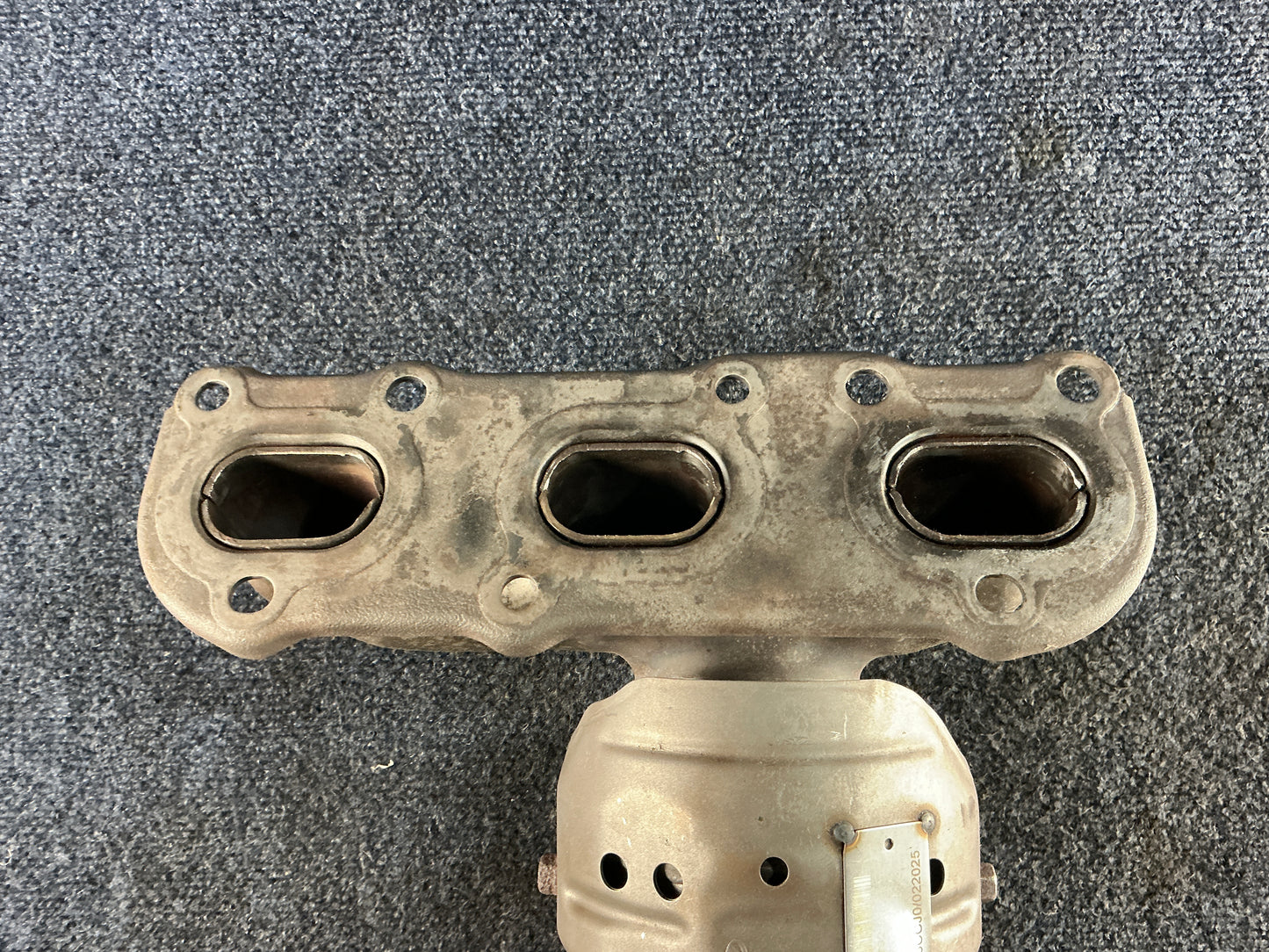 HYUNDAI/KIA Exhaust Manifold OEM PN 285103CCJ0 EPA Code ACX