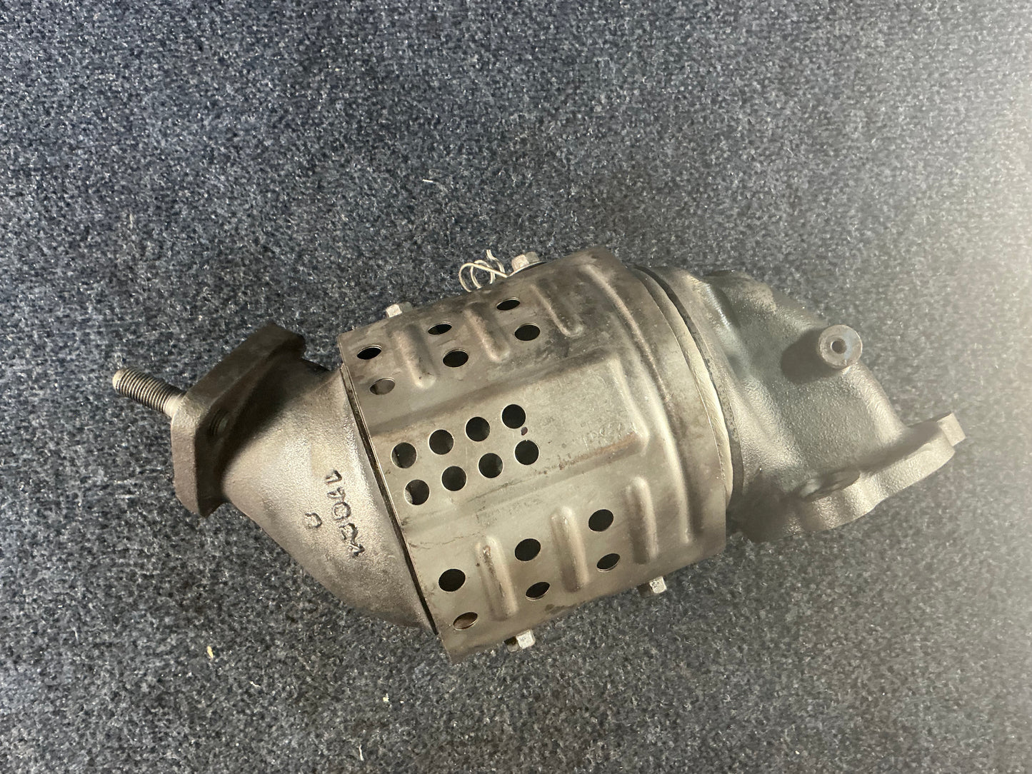 HYUNDAI/KIA Exhaust Manifold OEM PN 285102C490 EPA Code ACX