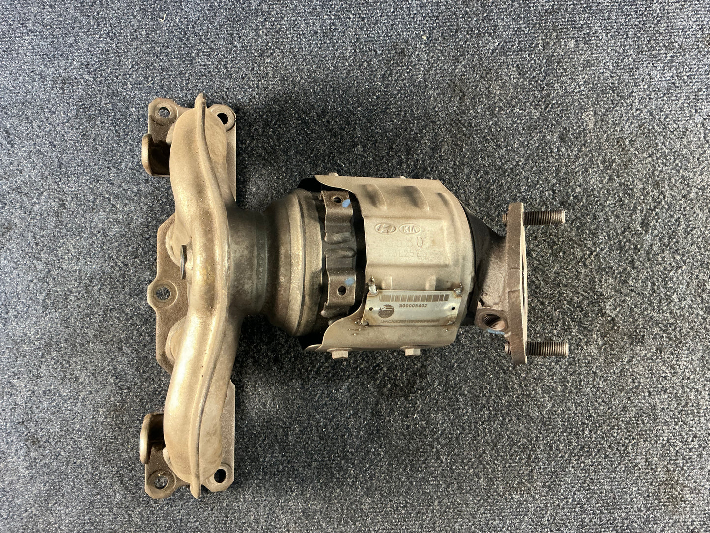HYUNDAI/KIA Exhaust Manifold 285102G580 EPA Code ACX