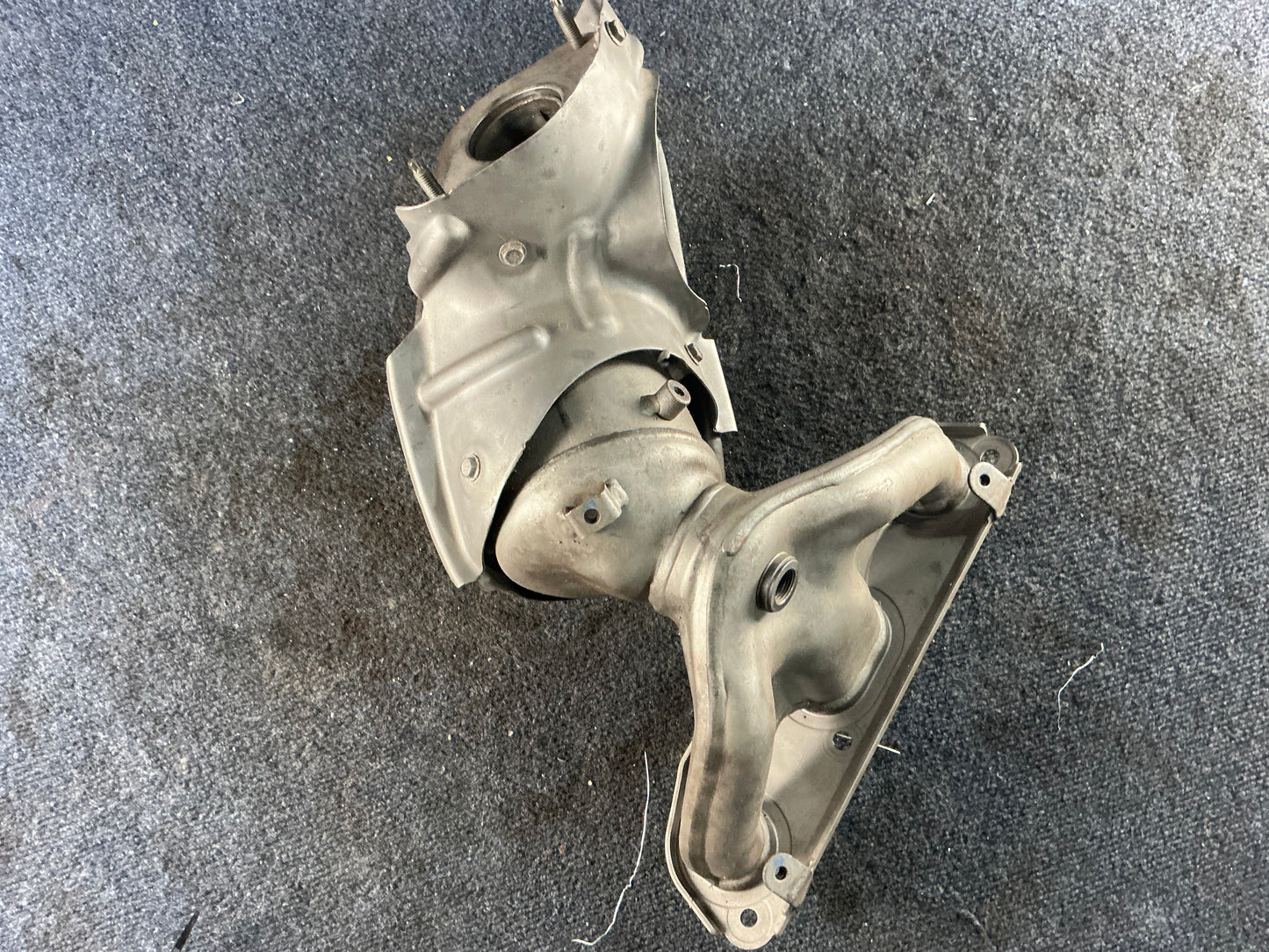 NISSAN Exhaust Manifold OEM PN 140E26LH0C EPA Code ACX