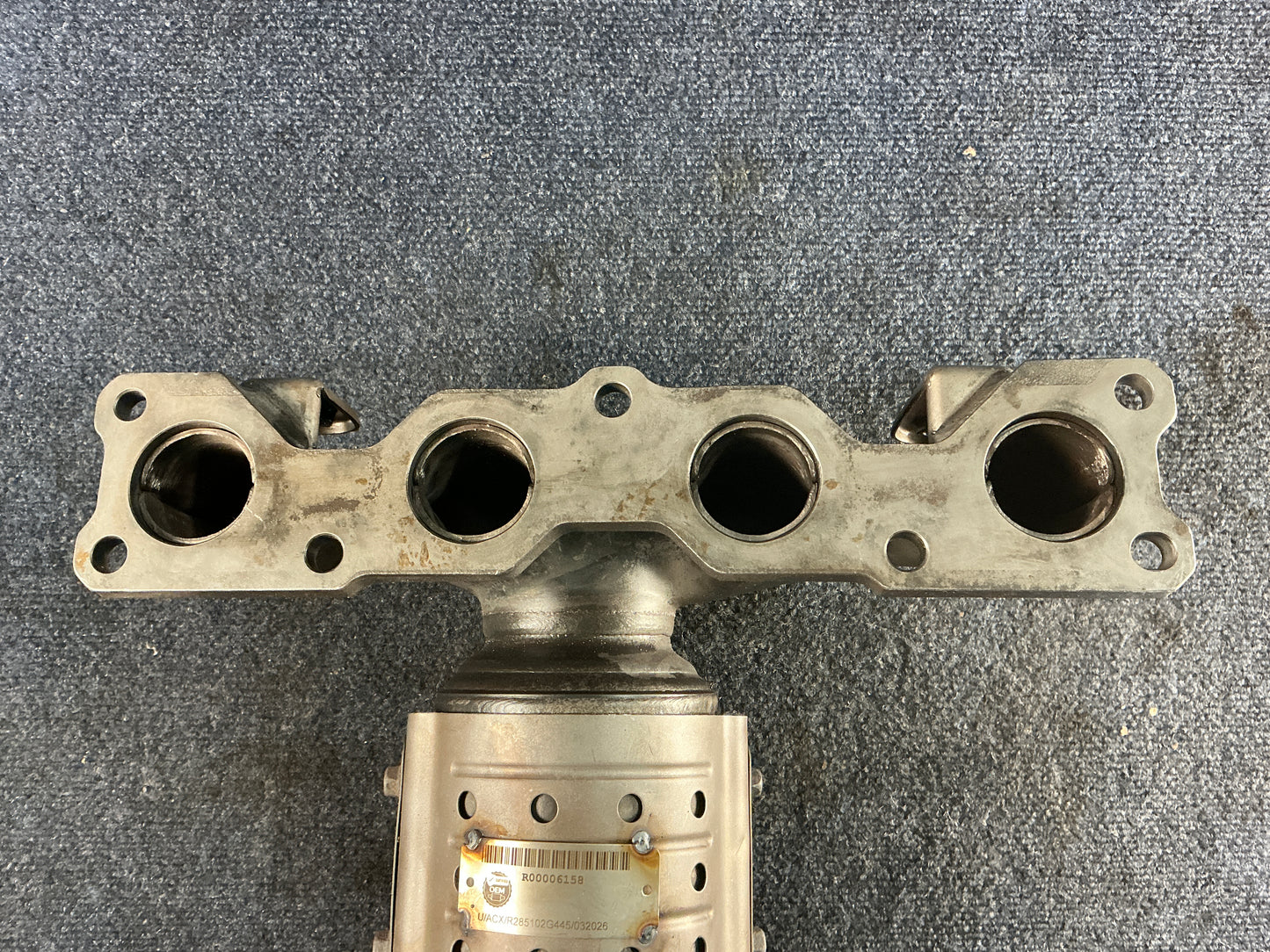 HYUNDAI/KIA Exhaust Manifold OEM PN 285102G445 EPA Code ACX