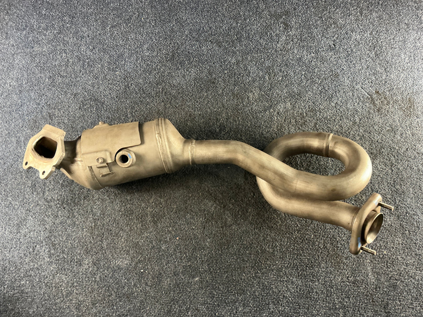 CHRYSLER Exhaust Manifold OEM PN 68085148AH EPA Code ACX