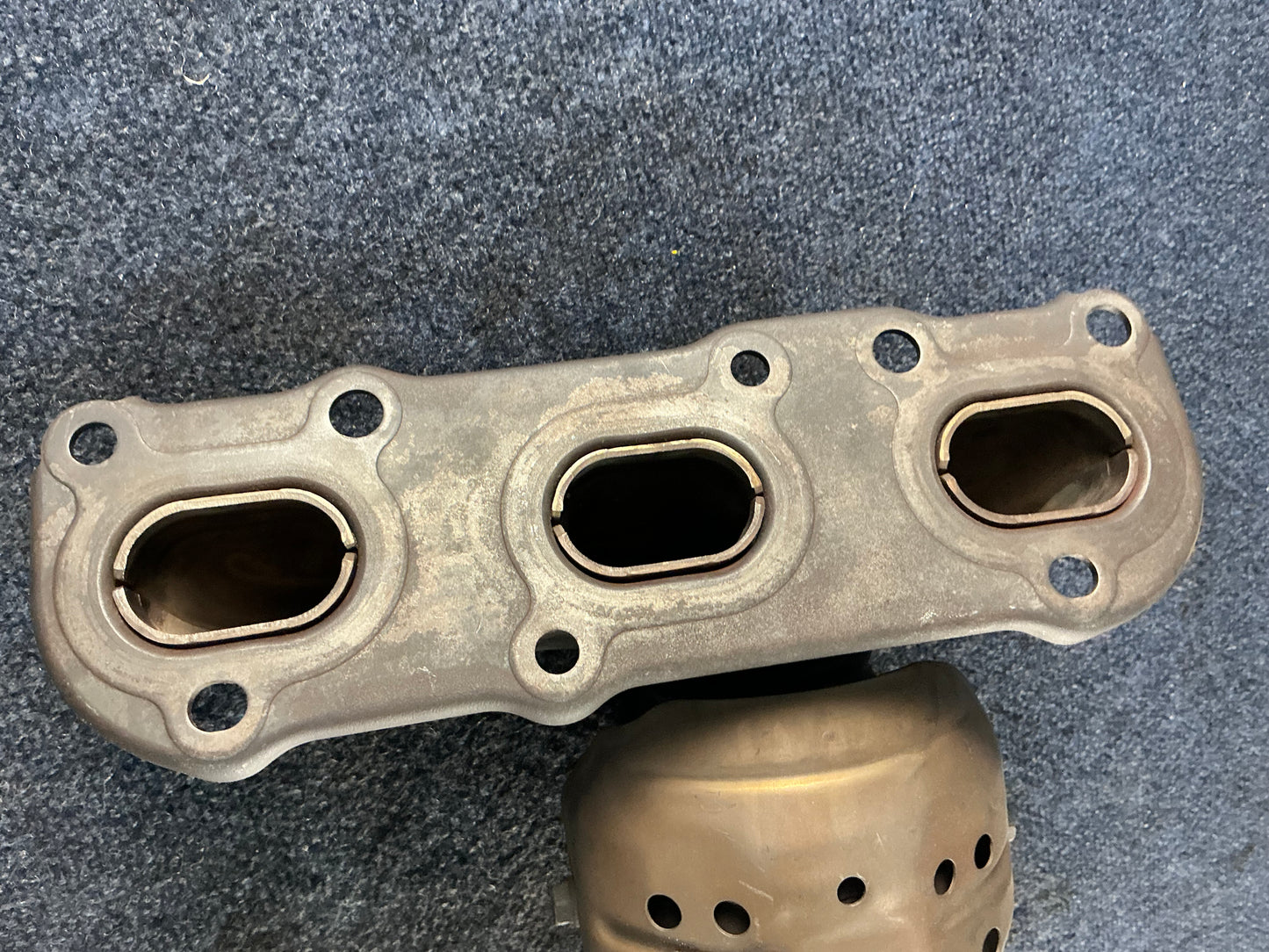 HYUNDAI/KIA Exhaust Manifold OEM PN 285103L320 EPA Code ACX