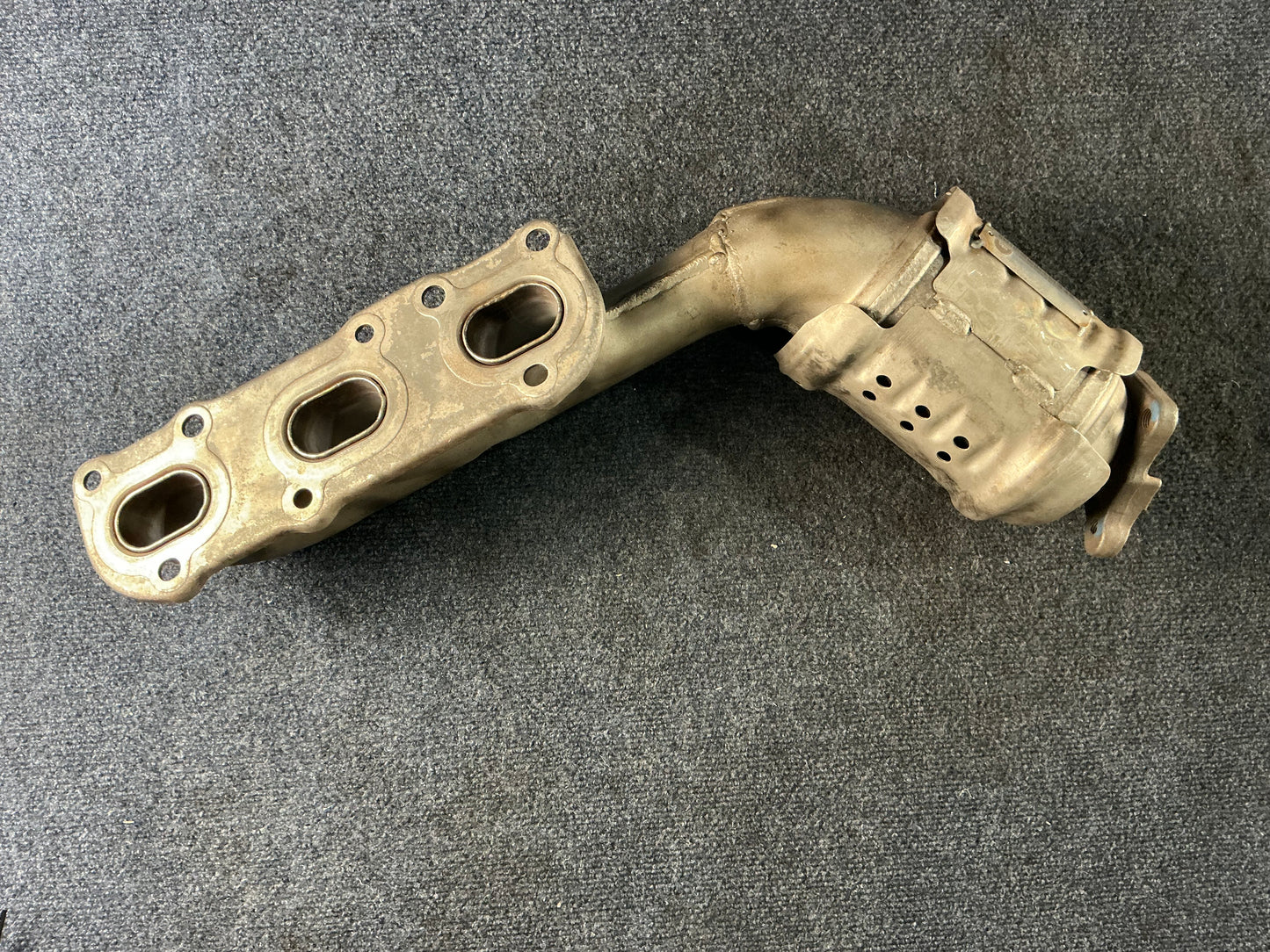HYUNDAI/KIA Exhaust Manifold OEM PN 285103CKB0 EPA Code ACX