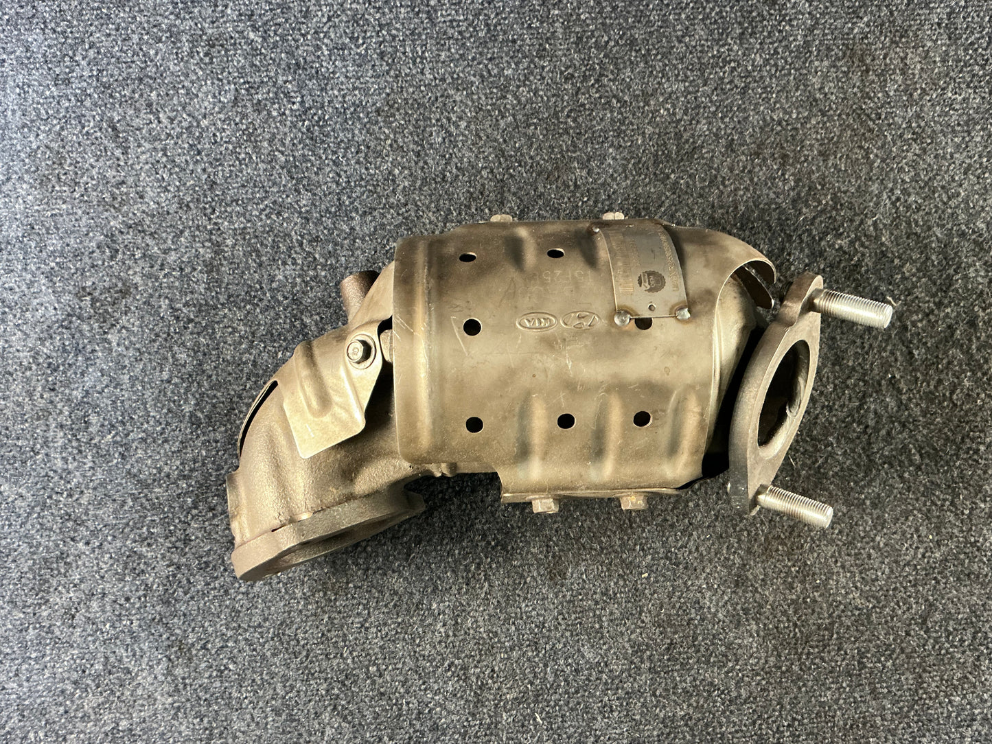 HYUNDAI/KIA Exhaust Manifold OEM PN 285302BAC0 EPA Code ACX